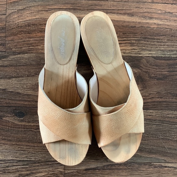 Free People Sonnet Clog Wooden Leather Sandal - Picture 16 of 16